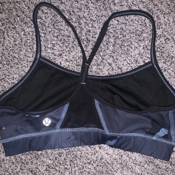 Lululemon flow y bra - Picture 2 of 3